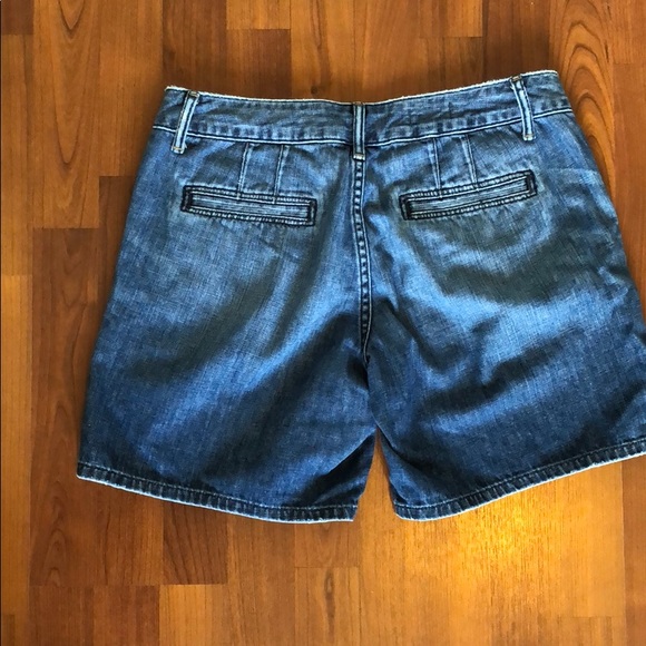 Gap Denim Shorts - Picture 3 of 7